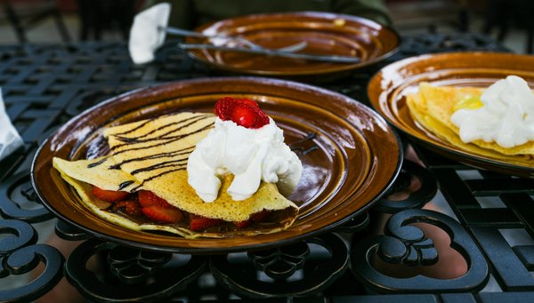 Comment réussir des crêpes Suzette avec une sauce à l'orange flambée au Grand Marnier ?